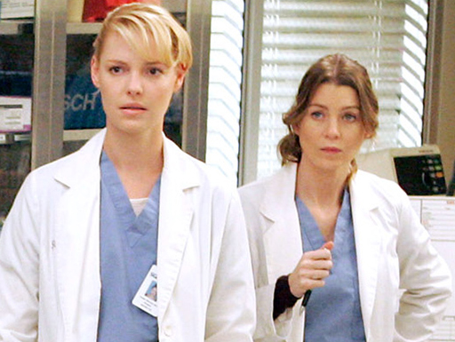 Ellen Pompeo diz que Katherine Heigl estava certa o tempo todo sobre "Grey's Anatomy"