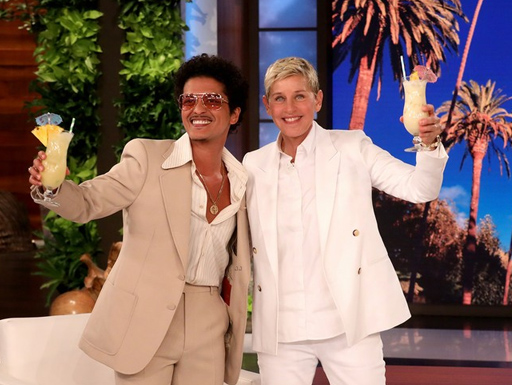 Bruno Mars dá presente inusitado na despedida da Ellen DeGeneres