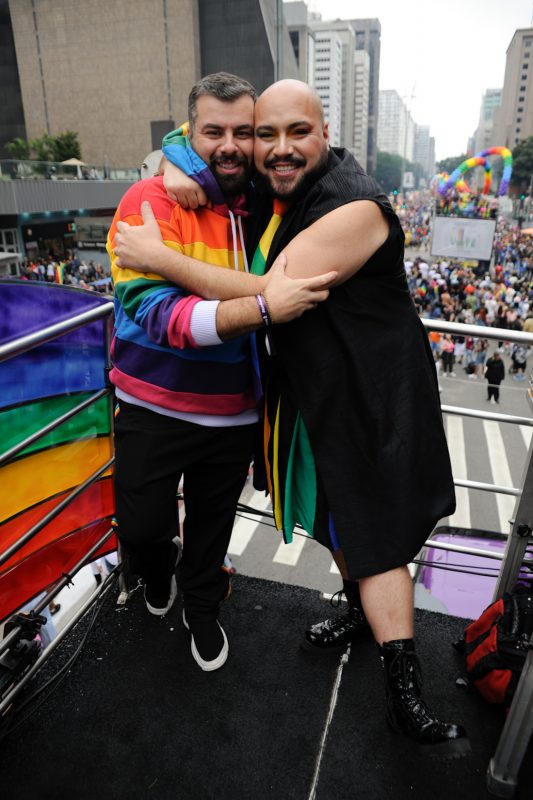 Tiago Abravanel na Parada LGBTQIA+