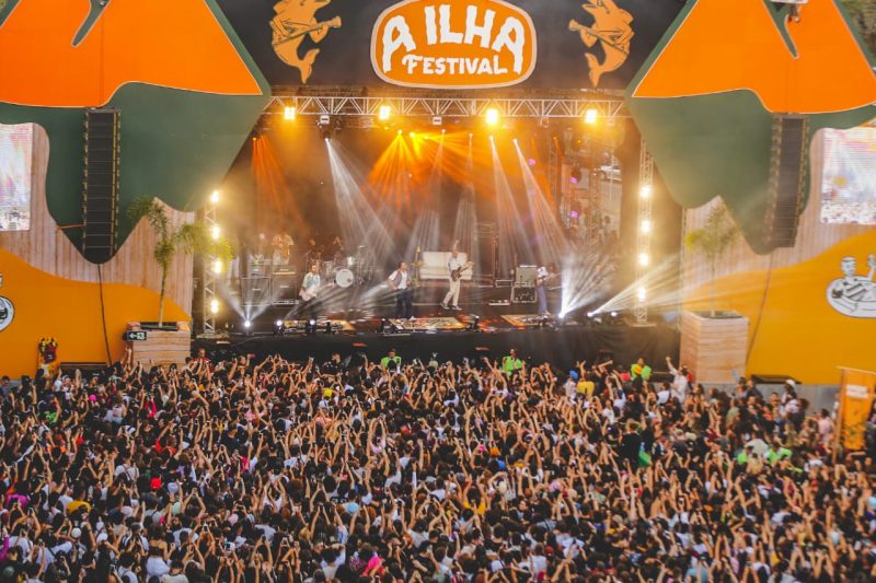 Festival A Ilha idealizado pela banda Lagum, evento reúne 15 atrações e 6 mil pessoas 2