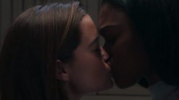 "Primeira Morte": Netflix mostra beijo de vampira e caçadora na série