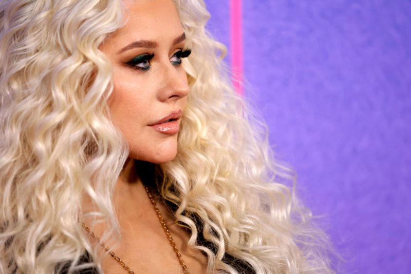 Christina Aguilera confirma performance no Grammy Latino e álbum em inglês