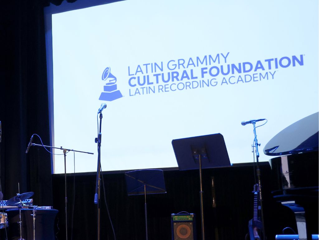 Grammy Latino: 9 artistas brasileiros receberam Bolsas de Estudos