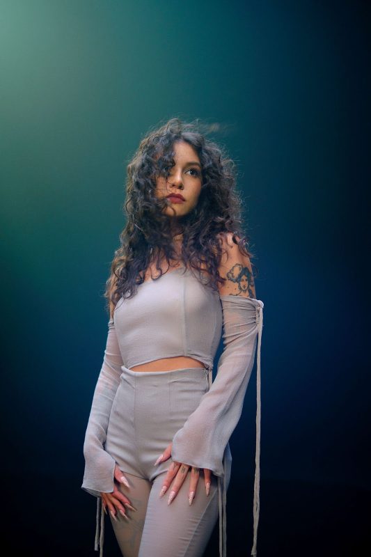 Priscilla Alcantara embarks on a tour that combines artistic power with new singles 