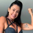 Scheila Carvalho afirma que se arrepende de 'fase musculosa'