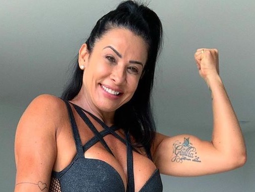 Scheila Carvalho afirma que se arrepende de 'fase musculosa'