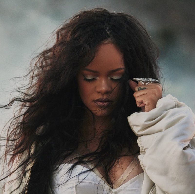 Lift Me Up: Rihanna estreia em alta no Spotify, mas não alcança o #1