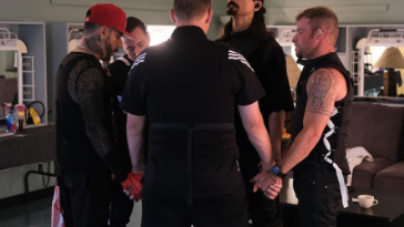 Backstreet Boys homenageia Aaron Carter durante show em Londres