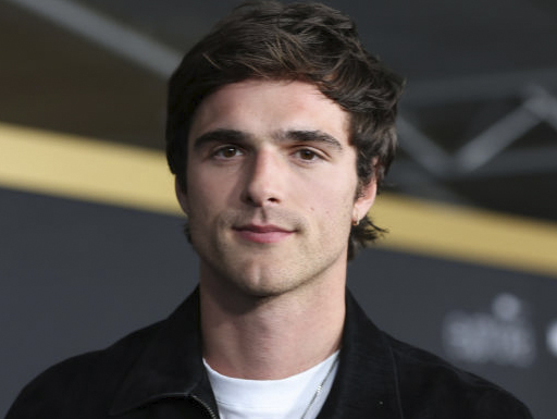 Jacob Elordi assina com Sony para fazer série