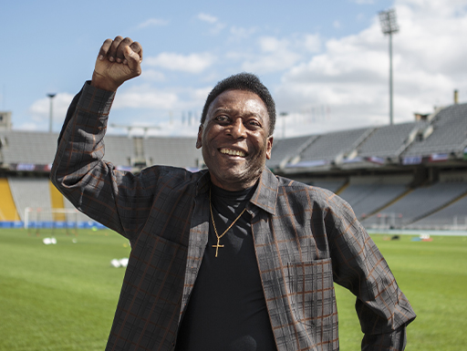 Morre o Rei do Futebol: Aos 82 anos, Pelé se despede dos campos da vida
