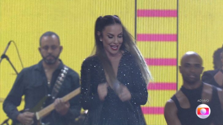 BBB23: Ivete Sangalo E Rebecca Levam Carnaval Fora De época Para Festa ...