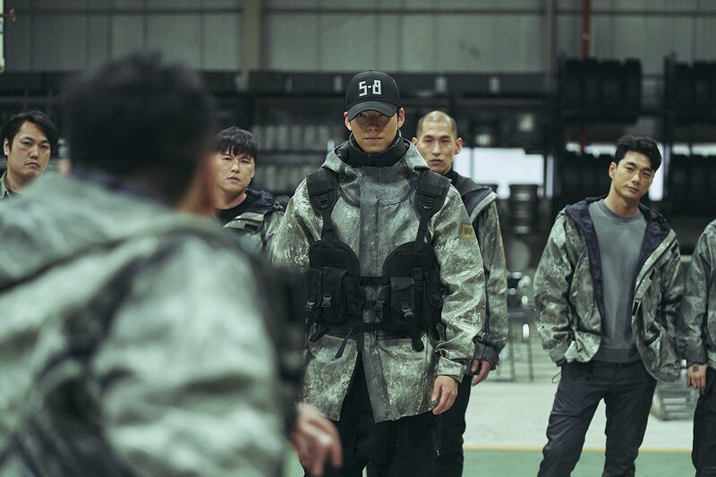 Black Knight: série coreana distópica ganha trailer impactante