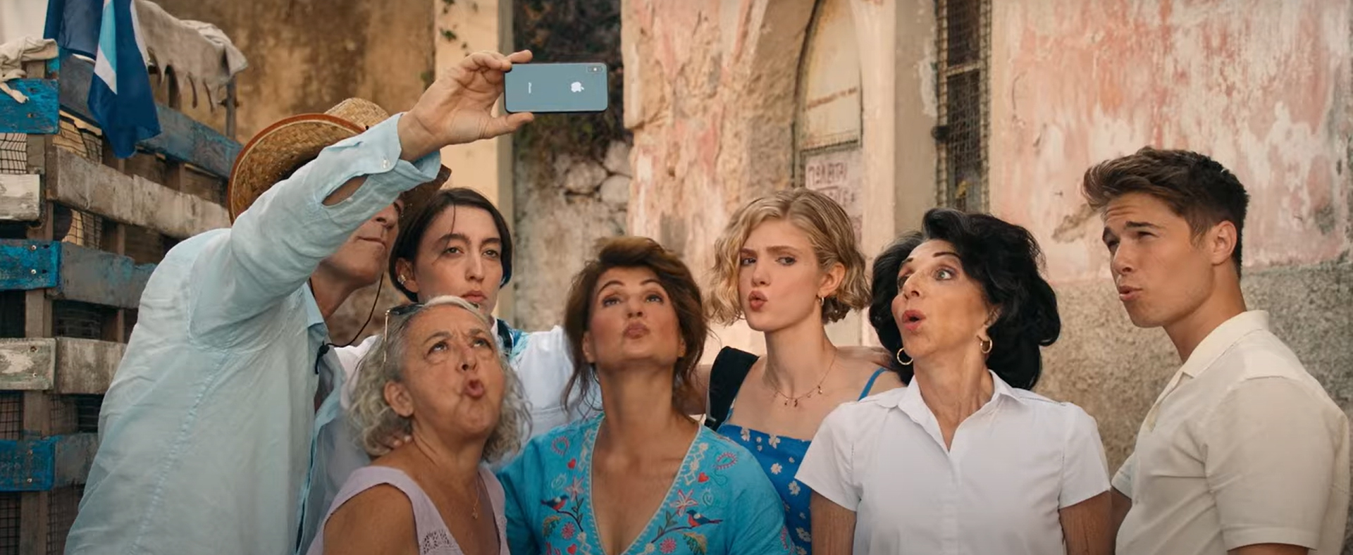 "Casamento Grego" volta com 3º filme após sete anos: veja trailer