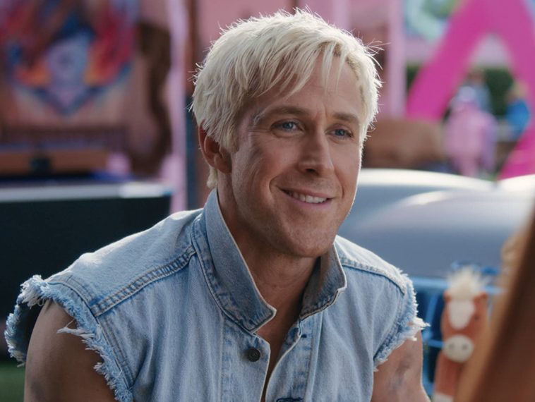 "Barbie": Ryan Gosling rebate críticas por ser "velho demais" para Ken