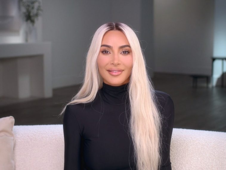 Kim Kardashain revela novo affair em prévia de "The Kardashians"