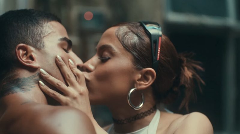 Funk Rave: Modelo revela se teve ereção em cena de sexo oral com Anitta