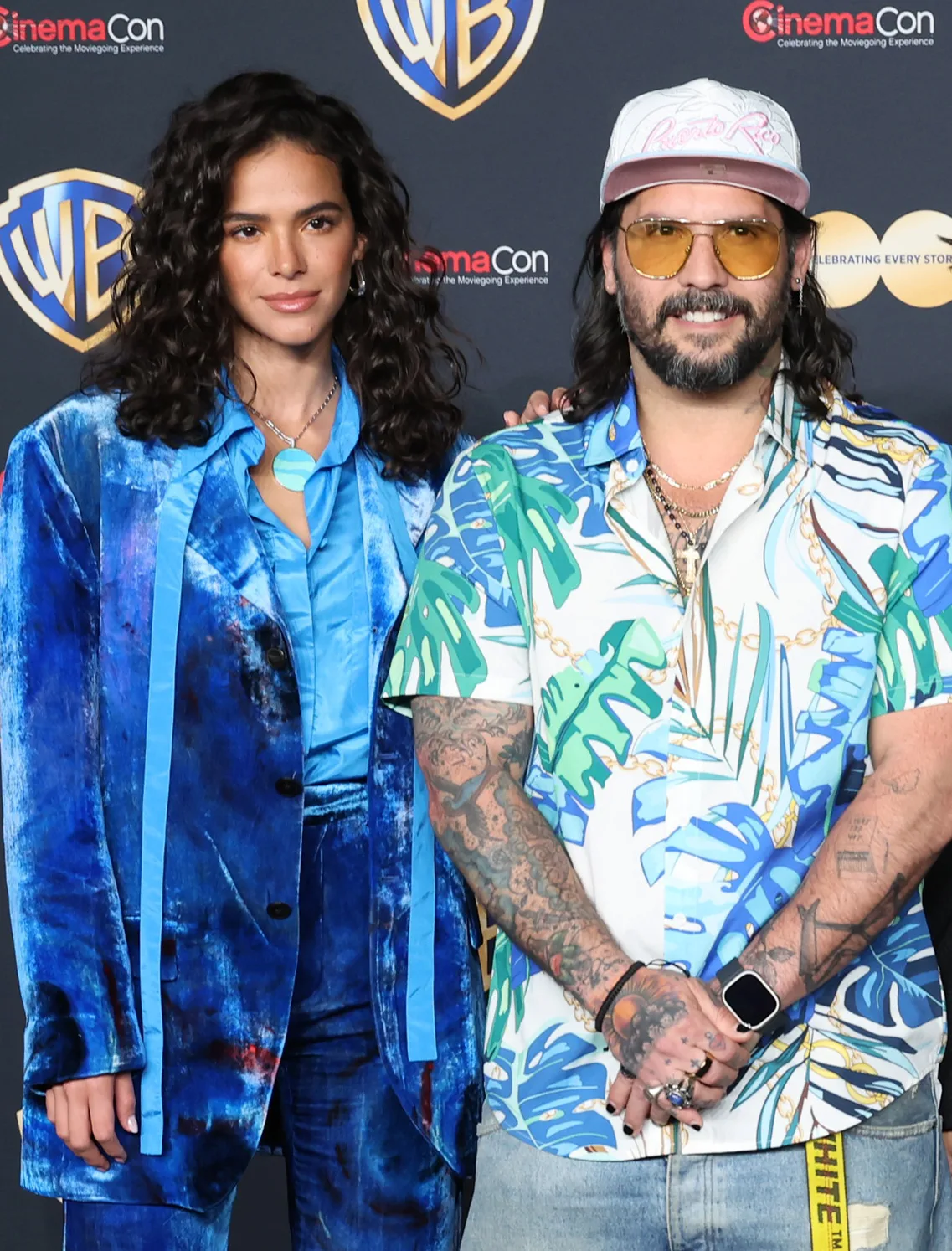 DC define Angel Manuel Soto como diretor do filme 'Besouro Azul