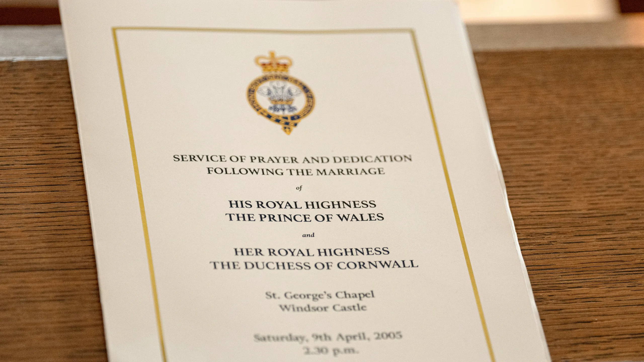 "The Crown": casamento de Príncipe Charles e Camilla Parker é tema de foto