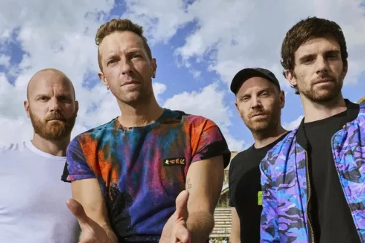 Coldplay trabalha para superar os US$ 2 bilhões da "The Eras Tour" da Taylor Swift