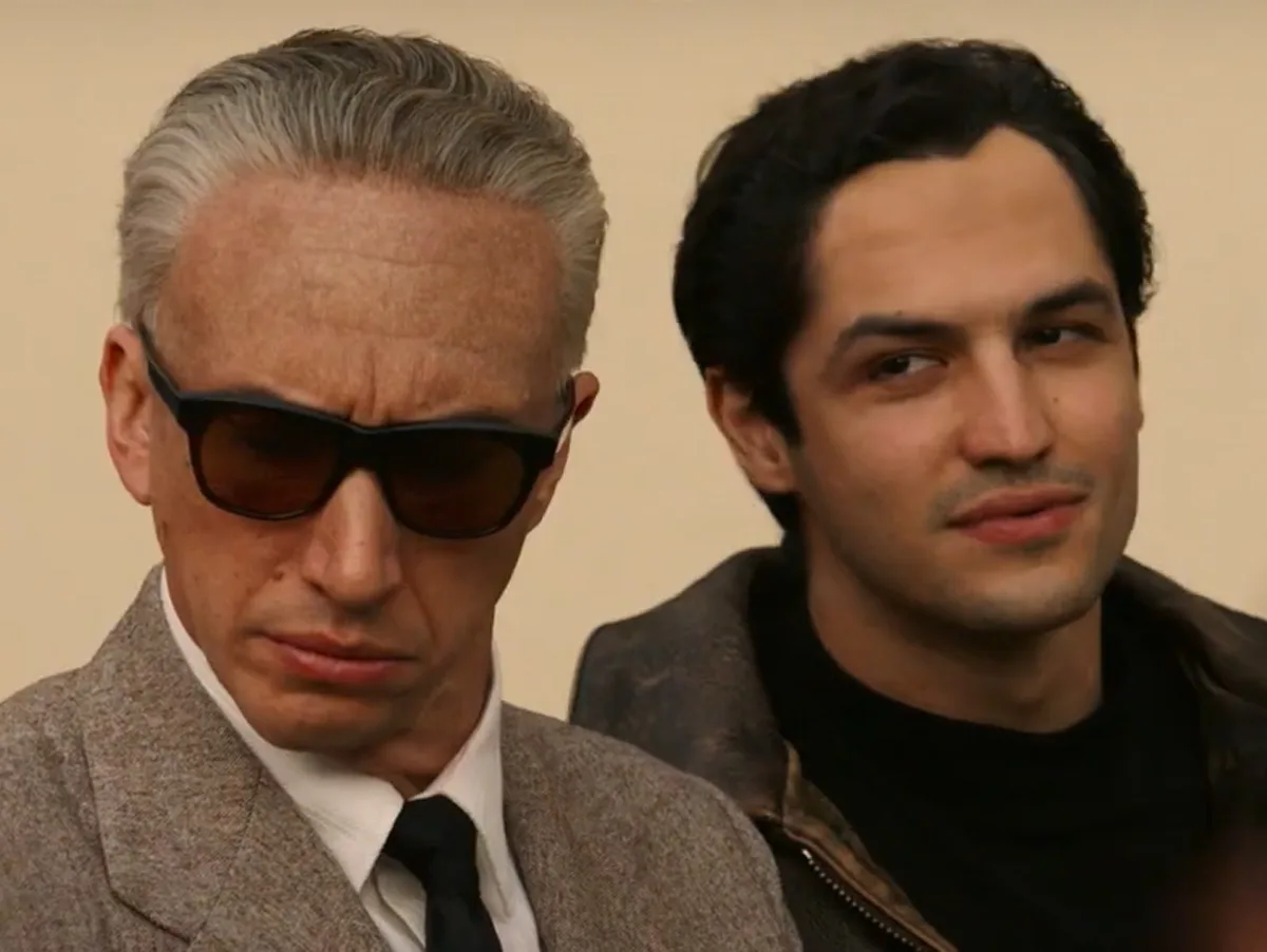 Trailer de "Ferrari" traz Gabriel Leone ao lado de Adam Driver