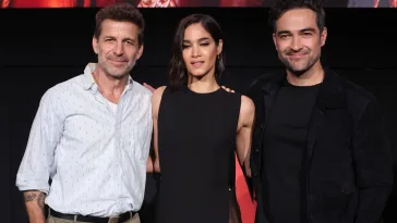 Como o ex-RBD Alfonso Herrera foi parar em "Rebel Moon" de Zack Snyder?