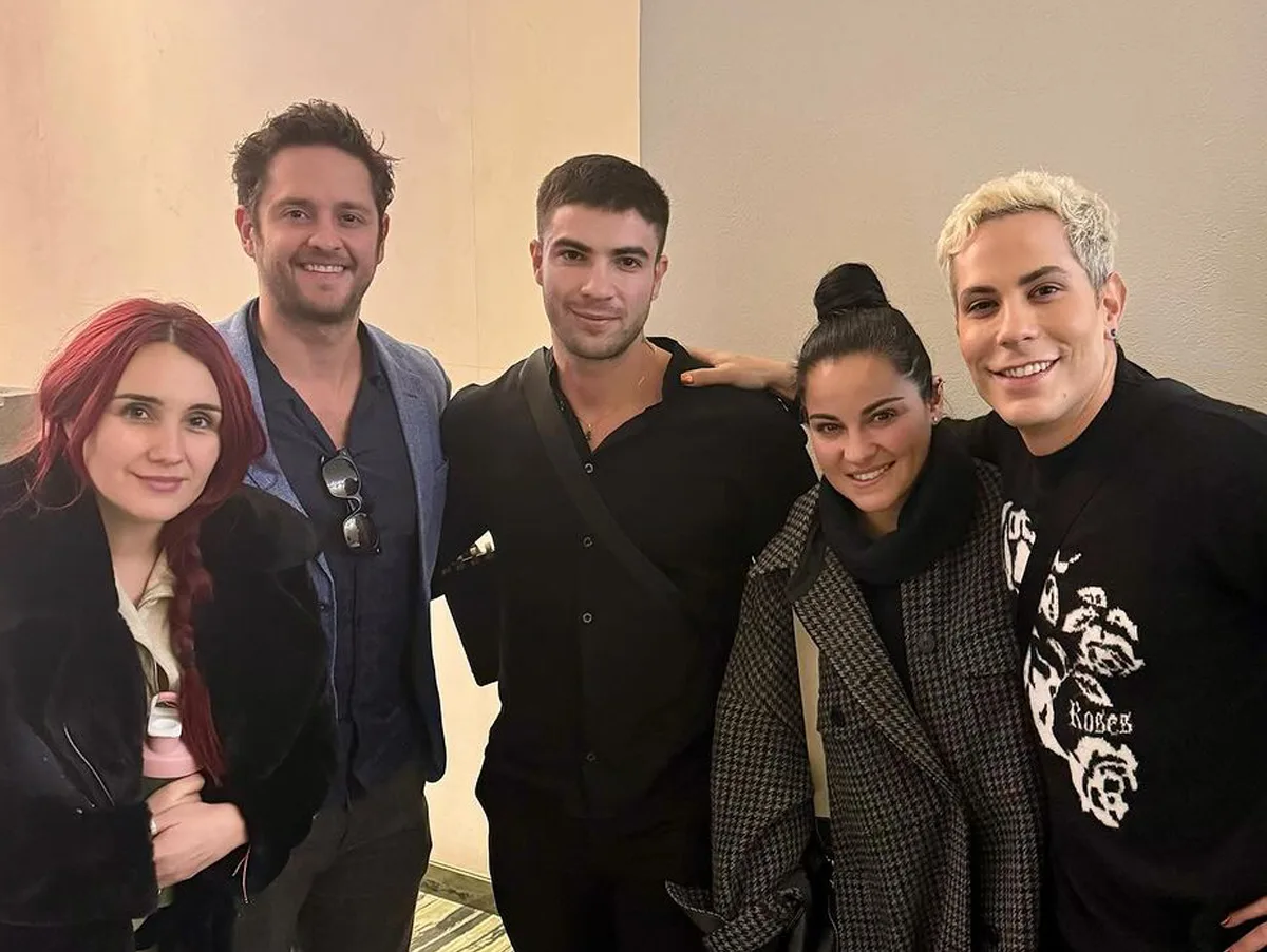 Fãs se surpreendem com foto do RBD com ator de filmes adultos