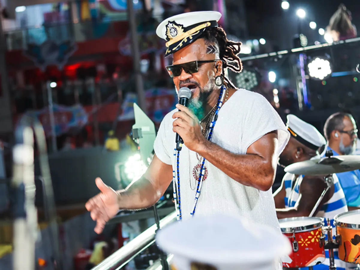 Carlinhos Brown faz estreia do Camarote do Brown, espaço exclusivo para convidados, no Carnaval de Salvador 2024