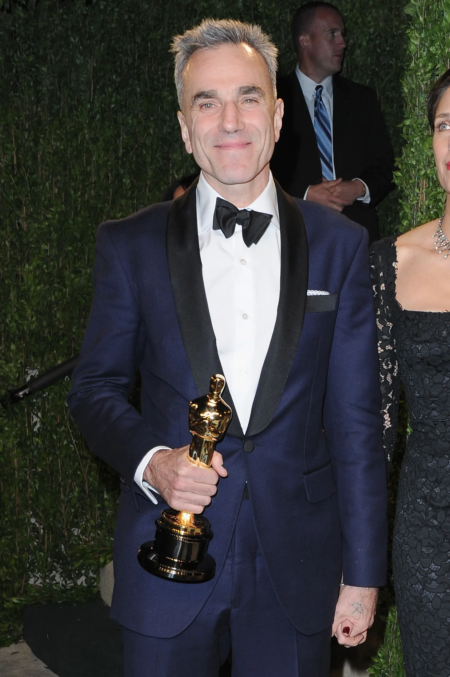 Por onde anda Daniel Day-Lewis, maior vencedor do Oscar?