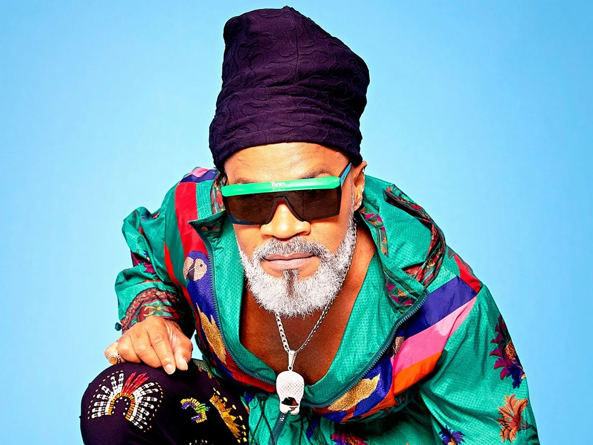 Camarote do Brown- Carlinhos Brown recebe homenagens nesta segunda-feira (12) de Carnaval em Salvador