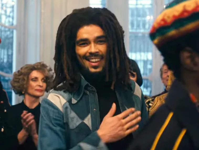 Grupo fuma maconha em filme do Bob Marley e é retirado de cinema