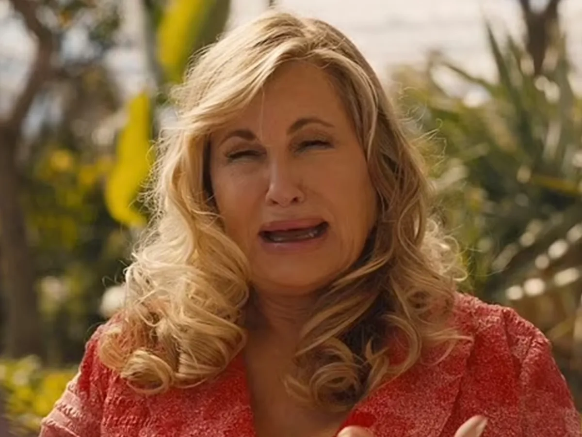 "Tô muito triste", diz Jennifer Coolidge, fora de "The White Lotus"