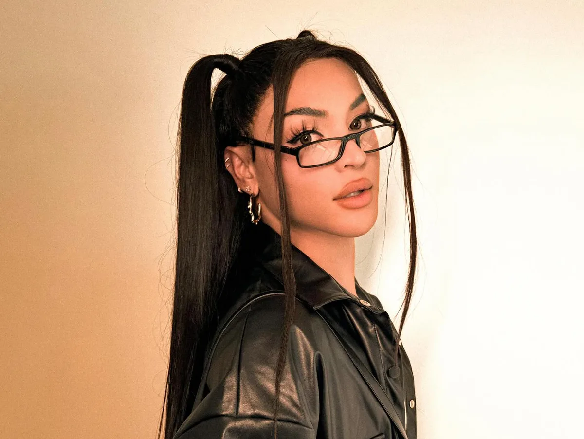 Pabllo Vittar lançará o "Batidão Tropical Vol. 2"