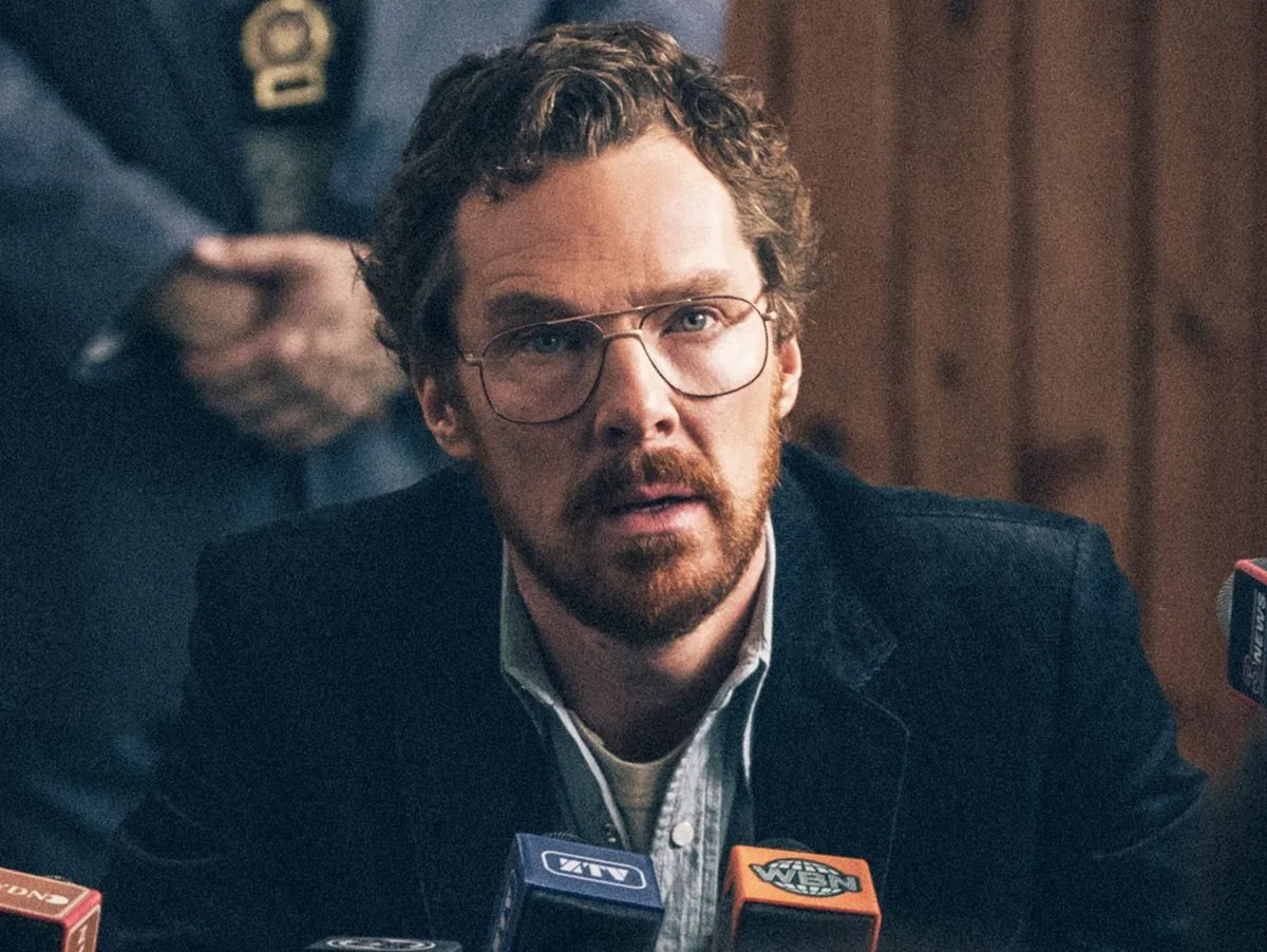 Minissérie com Benedict Cumberbatch estreia em maio na Netflix