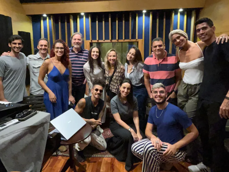 Primeiro dia do Songcamp para a novela 'Família é Tudo', da TV Globo, iniciativa inédita em parceria com a Universal Music Publishing