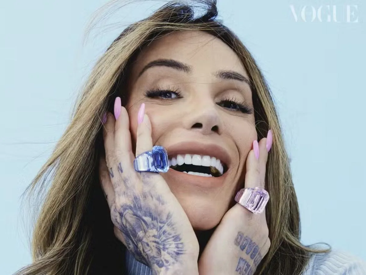 Capa da Vogue, Maya Massafera celebra Mês do Orgulho com carta aberta