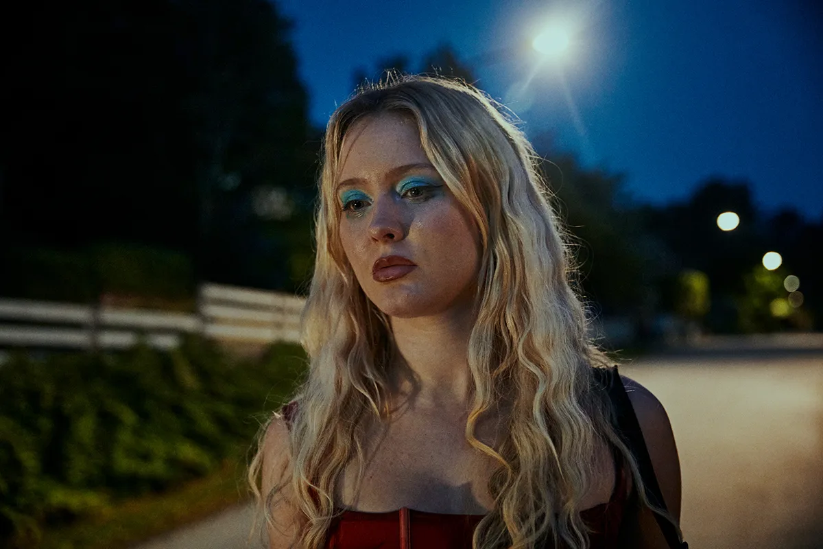 Antes do Rock in Rio, Zara Larsson estreia como atriz: veja trailer