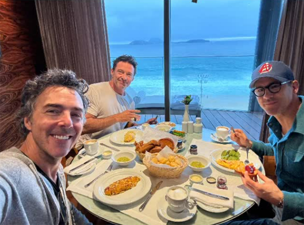 Hotel 5 estrelas, segurança e pão de queijo: a estadia de Hugh Jackman no Rio