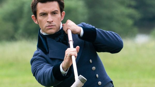 "Bridgerton": Jonathan Bailey confirma retorno na 4ª temporada