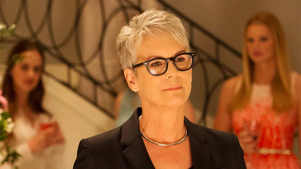 Jamie Lee Curtis critica Marvel, pede desculpas e Ryan Reynolds zomba