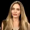 Angelina Jolie diz que se relacionou com homem que a inibia de cantar