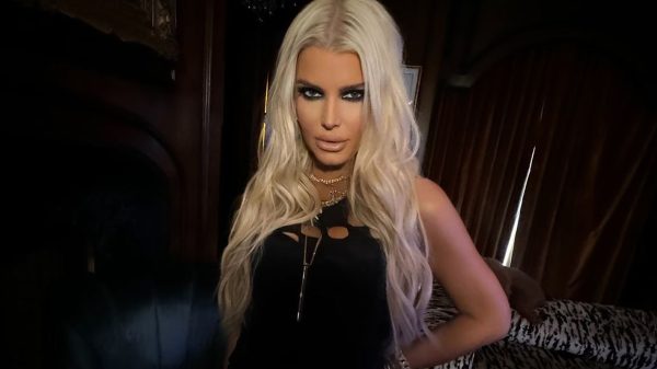 Jessica Simpson está gravando documentário sobre sua vida