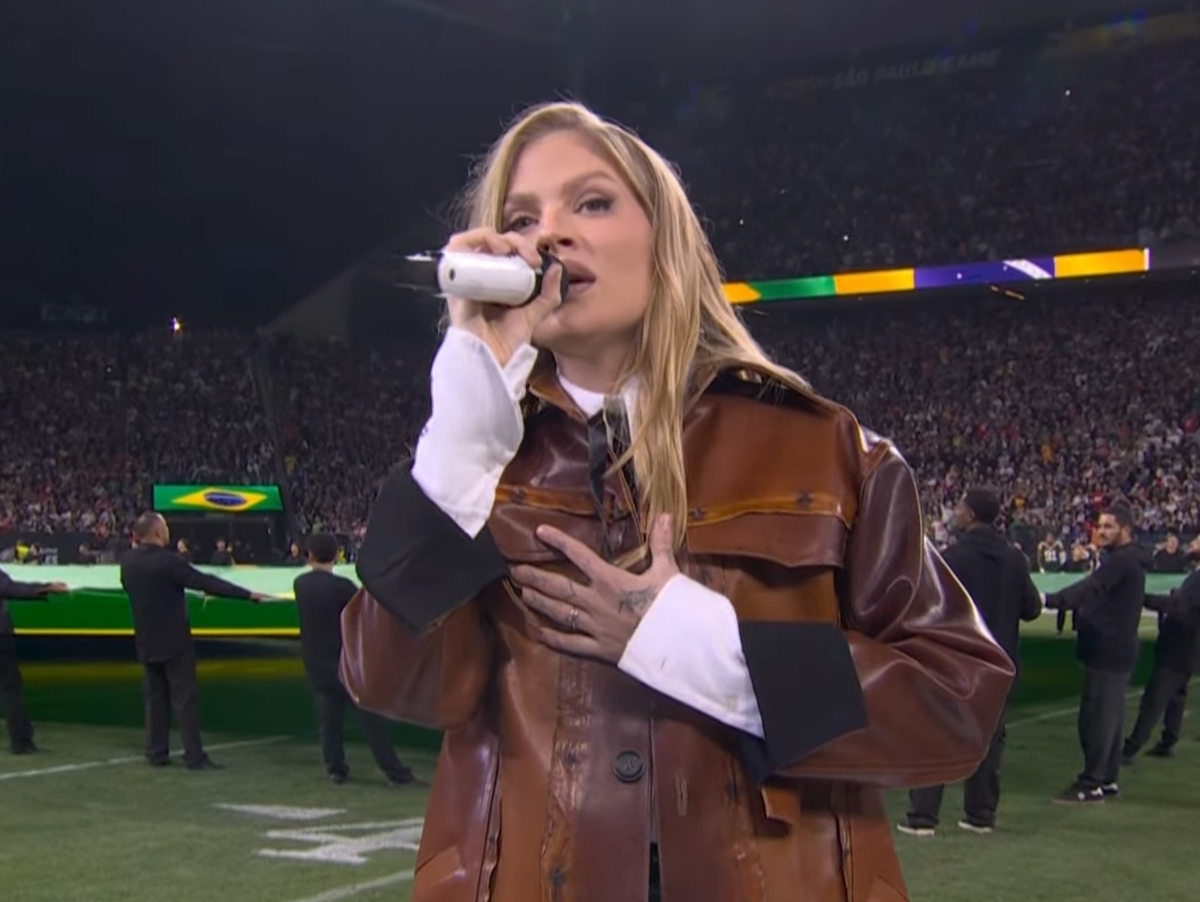 Luisa Sonza canta o Hino Nacional na estreia da NFL no Brasil; assista completo!