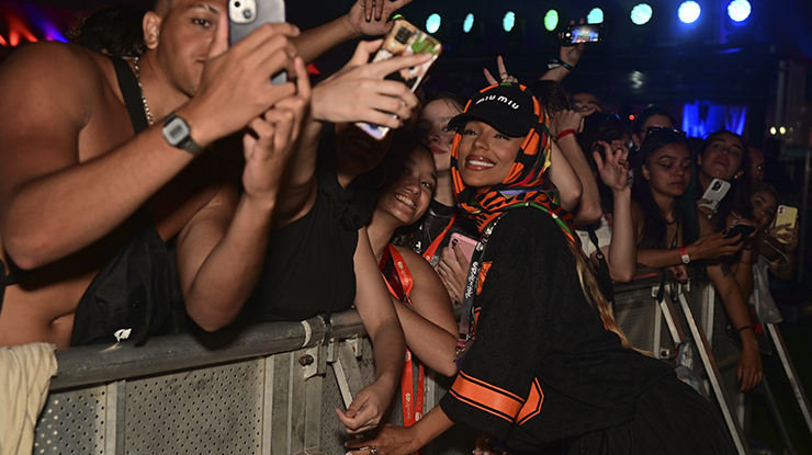 Rock in Rio 2024: Veja os famosos e seus looks no 1º dia de festival!