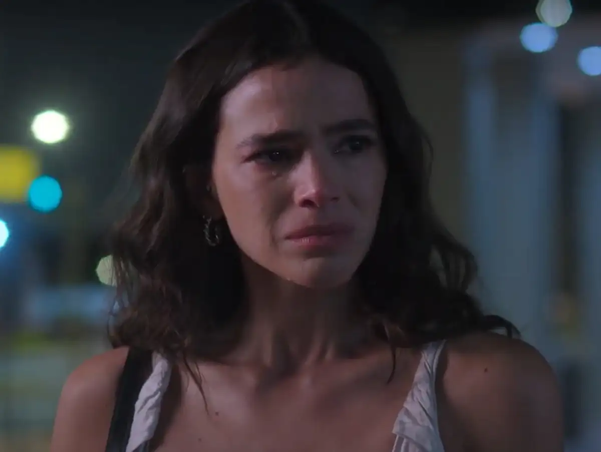 Chora e chora! Bruna Marquezine dá show no trailer de "Amor da Minha Vida"