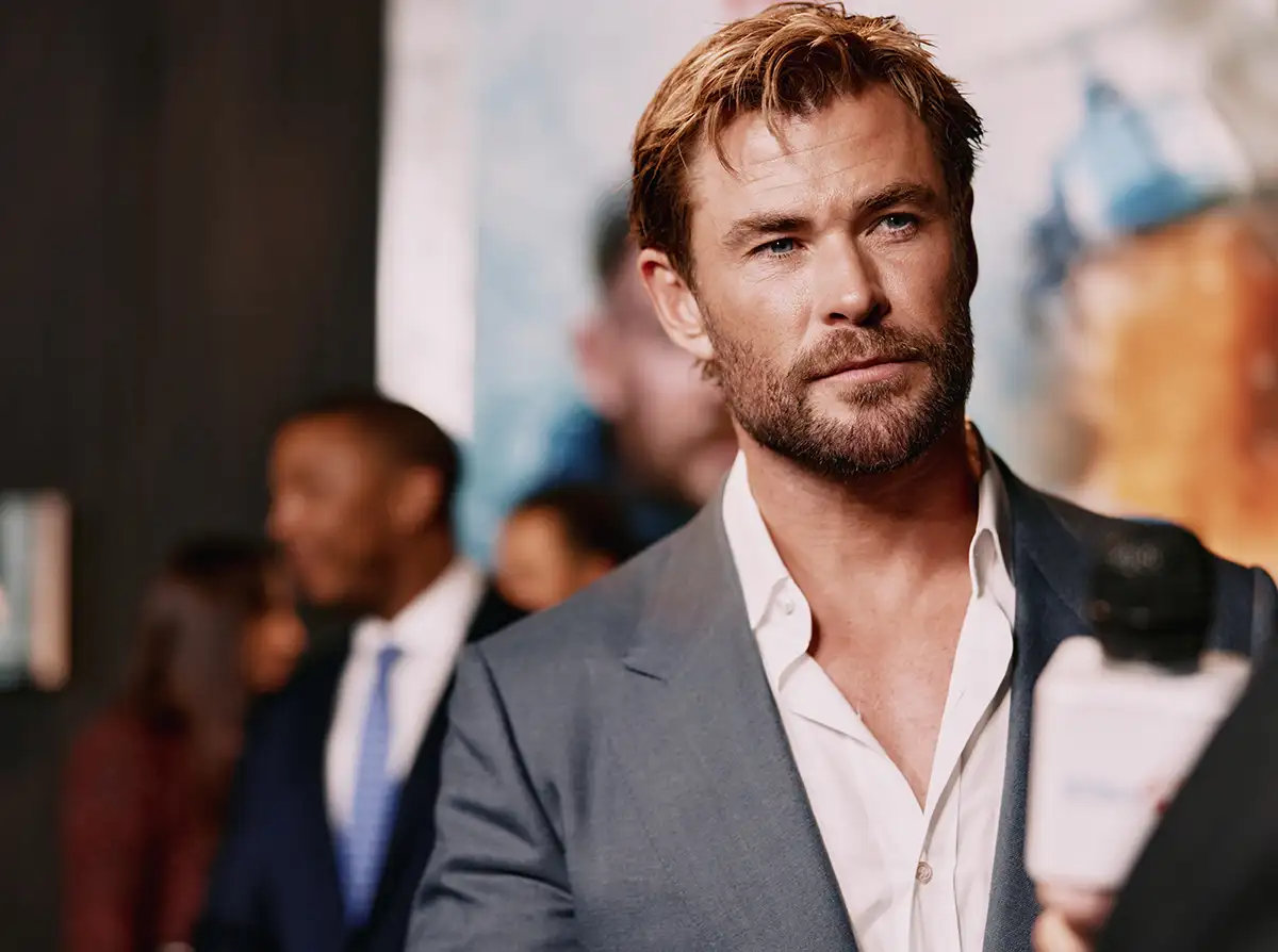 Chris Hemsworth negocia para interpretar príncipe da Disney