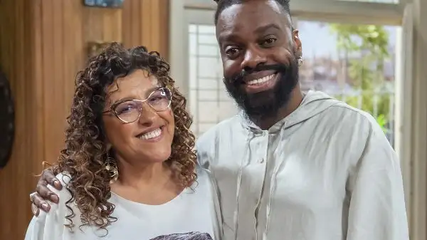 Tô Nessa!: Nova série da Globo promete humor e música ao vivo em formato inovador