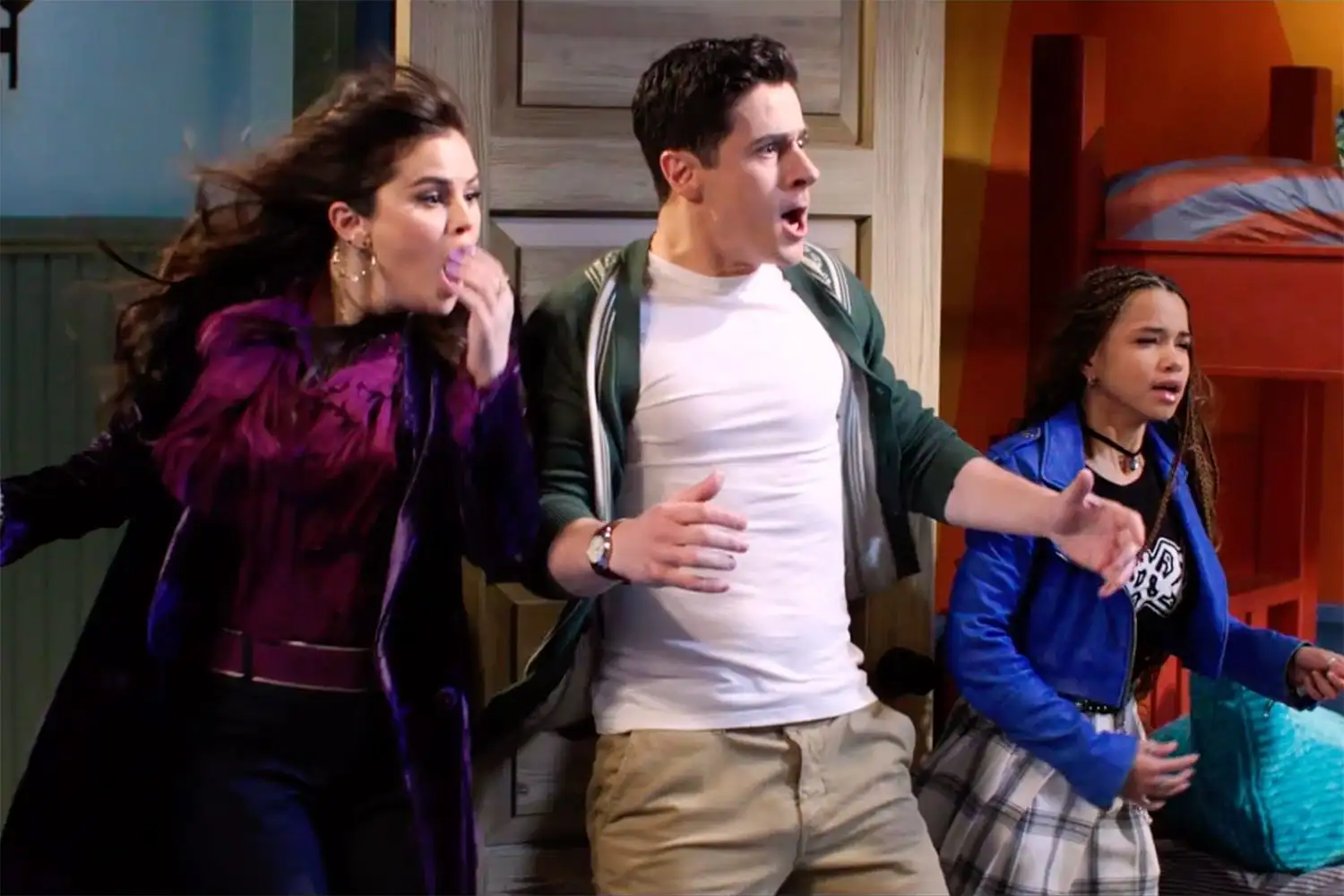 Trailer de "Os Feiticeiros Além de Waverly Place" quebra recorde