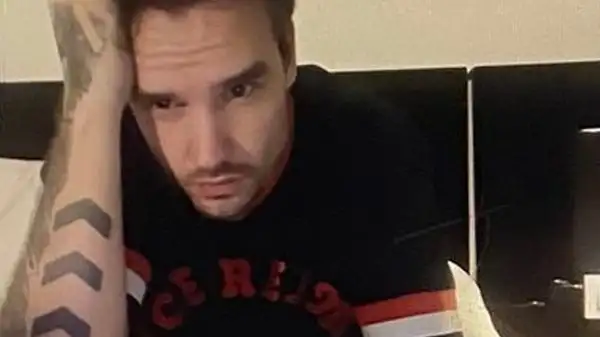 Liam Payne tentou contato com amiga horas antes de morrer: veja prints