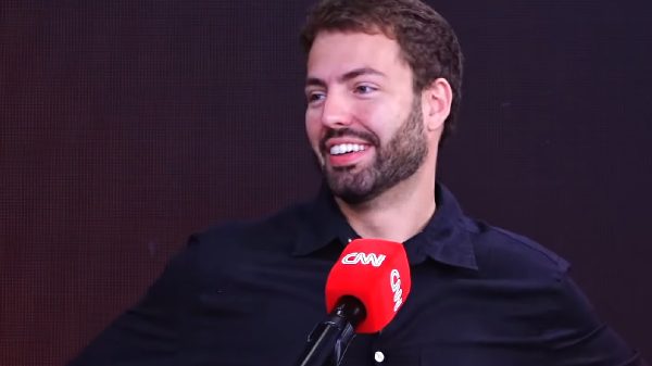 Influencer compra apartamento de R$ 1,4 milhão com dinheiro do TikTok: "Achei barato"