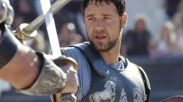 Russell Crowe aparece no filme "Gladiador 2"?